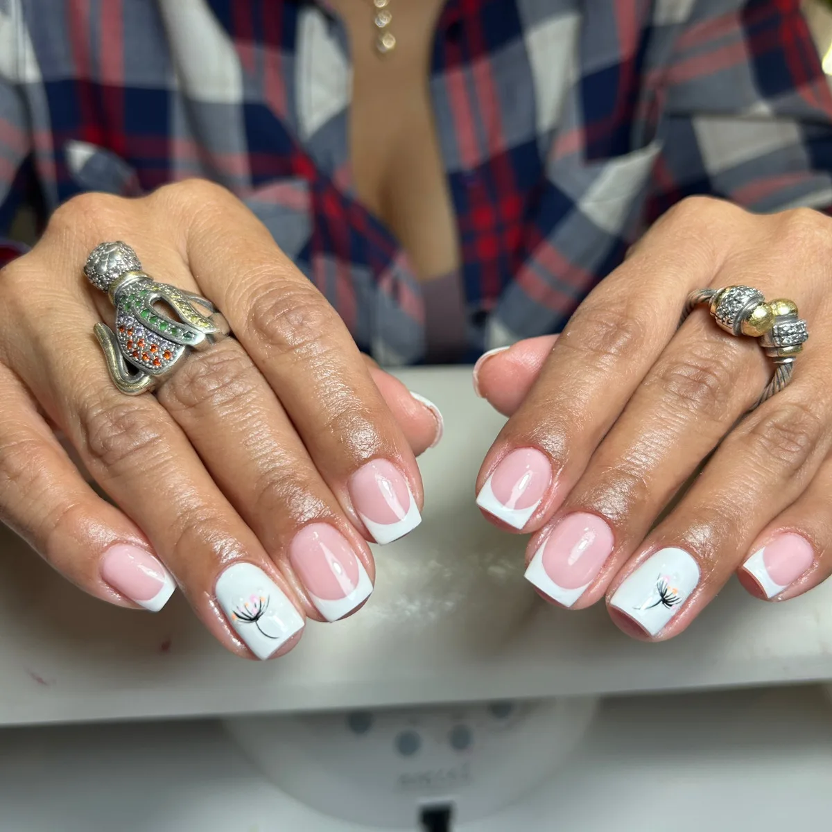 Manicura semipermanente